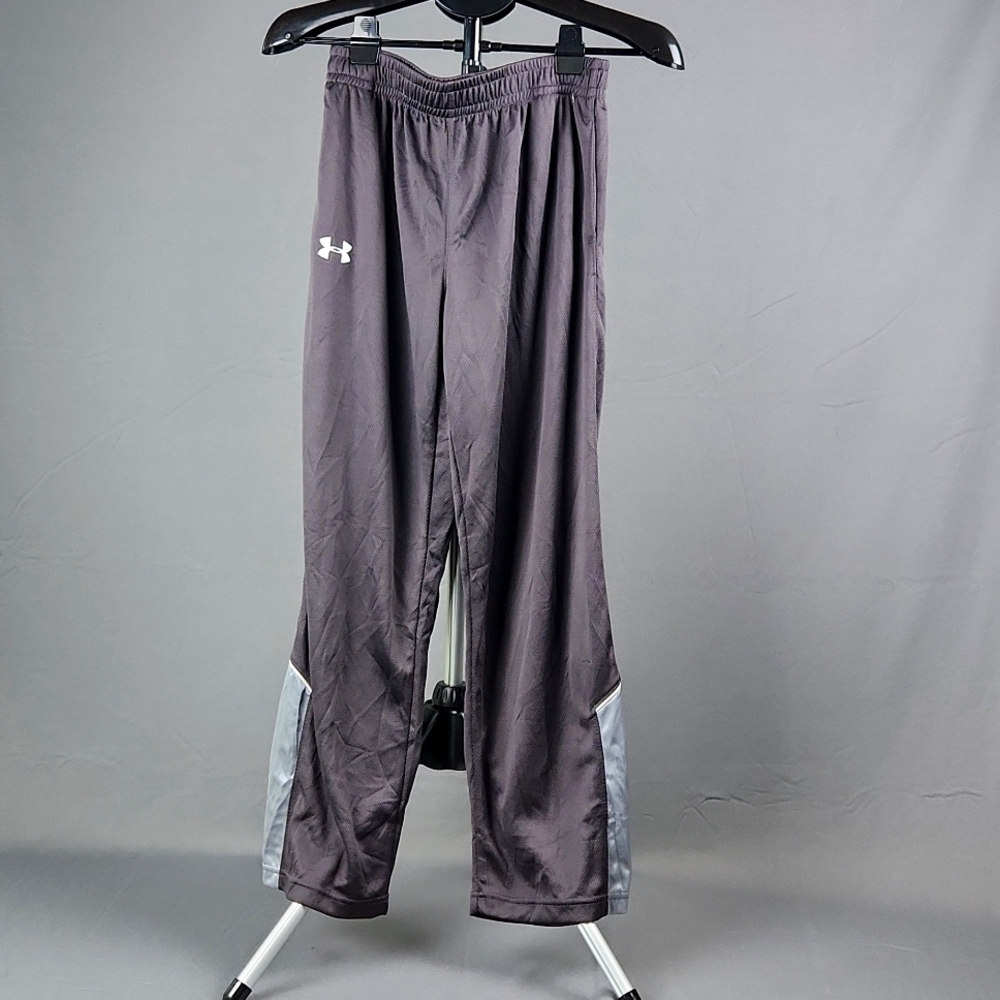 NWT- UnderArmour - Boys Flex Knit Sports Pants- Sz XL (YXL) - Gray